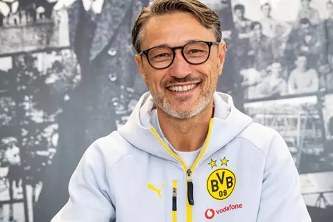 رسميا.. دورتموند يعلن تمديد عقد كوفاتش